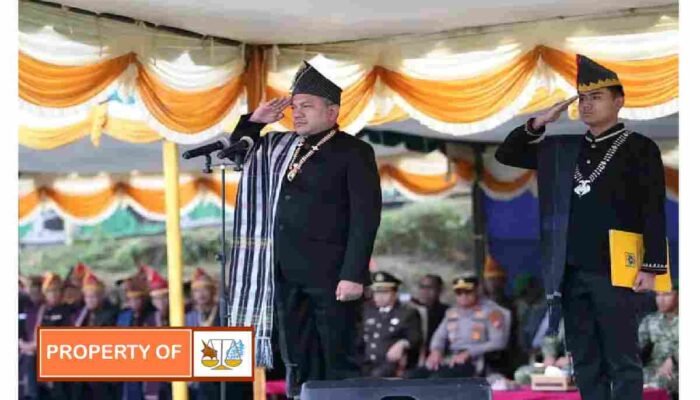 Franc Bernhard Tumanggor memimpin upacara Hari Jadi kabupaten Pakpak Bharat ke 23 Tahun