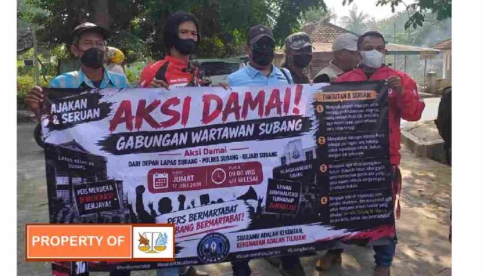 Gabungan wartawan subang melakukan aksi damai tuntut aparat penegak Hukum tegakan Hukum tanpa tebang pilih.