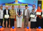 Bupati Karawang Alokasikan 12 M Untuk Para Guru Ngaji