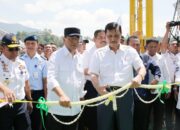 Menko Luhut: Pemerintah Bangun Danau Toba, Masyarakat Harus Jaga*