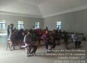 Secara Transparan, Kepala Desa Simatibung Bagikan BLT Kepada 107 KK