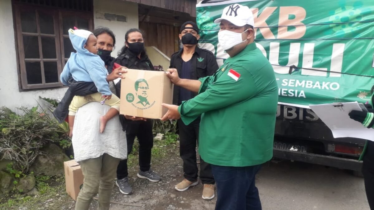 PKB Kabupaten Karo Bagikan Sembako