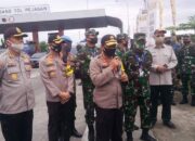 Pangdam IV Diponegoro dan Kapolda Jateng Cek Penyekatan Pemudik di Brebes
