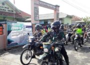Puluhan Polisi dan TNI Bermotor Beri Bantuan Masyarakat Terdampak Rob di Pesisir Brebes