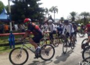 Sambil Bersepeda,  Kapoldasu Sapa Warga Untuk Menyampaikan Pesan Kamtibmas