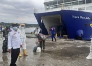 Mencegah Penularan Covid 19, Polair Polres Nisel Lakukan Pemeriksaan Awak Kapal Wira Ono Niha