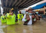 Bupati Subang H. Rohimat Dandim, Polres Turun Langsung Memantau Lokasi Banjir . Ngeri, … Penampakan Banjir di Rumah Warga Pamanukan Subang