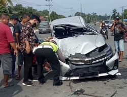 Kecelakaan Beruntun di Tebo Melibatkan Tiga Kendaraan, Satu Sopir Tidak Sadarkan Diri