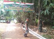 Pemasangan Umbul-umbul Jelang Berakhirnya Program TMMD