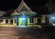 Jelang Lebaran PTT Kantor Camat Muarabulian Belum Gajian