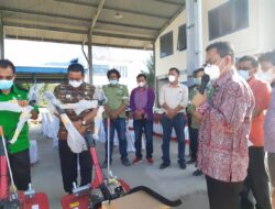 PT.TPL Berikan 16 Unit Cultivator Dukung pemulihan ekonomi Dengan Nilai Ratusan Juta ke Pemkab Toba