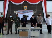 Deklarasi Damai Pilkades, Bupati Franc Minta Jaga Keamanan dan Kondusifitas.