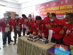 Dalam Rangka HUT Ormas DPC PBB Kabupaten Purwakarta Ke-1, Puluhan warga Miskin Terima Sembako