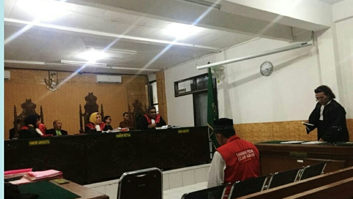 Ada Yang Seru Dalam Sidang Kasus ‘Salah Tangkap’