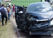 Kecelakaan di KM 121 Jambi-Bungo, Truk Fuso VS Innova