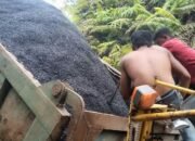 Diduga Kondisi Aspal Hotmix Dingin Kadis PUTR Pakpak Bharat Hentikan Pengaspalan Rp1,7 M