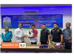 Lapas Banda Aceh Terima Piagam Penghargaan Mendukung Program Pemerintah dari DRKA atas Kerjasama Pemutakhiran Data Pemilih.