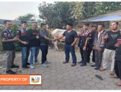 Ketua Mada LSM BARAK INDONESIA Salurkan Daging Kurban Ke Kasyarakat