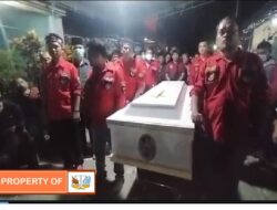 Turut Berdukacita, Pemuda Batak Bersatu Memberi Pehormatan Pelepasan Jenazah Almarhum P. Lubis Inventigasi Anggota PAC Jatisari