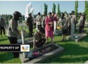 Kapolri  Jenderal Pol Drs.Listio Sigit Prabowo,M.Si Ziarah ke Taman Makam Pahlawan Kalibata