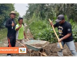 Kades Tanjung Garbus Kampung HARDONO : Giat Jumat Bersih Indah , Sehat dan Ibadah