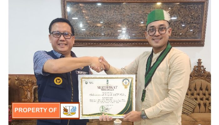 Terima Penghargaan Inovatif dari HMI Sumbagsel PJ Bupati Lahat M.Farid Ajak Pemuda Membangun Lahat
