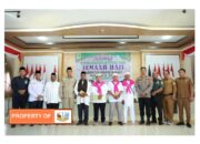 Wakil Bupati Pakpak Bharat Lepas Keberangkatan dan Tepung TawariPara jemaah haji