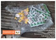 Jual Obat Keras Berkedok Toko Kosmetik, Di Grebek Masyarakat