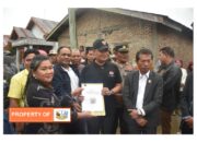 Camat Doloksanggul Serahkan Proposal Usulan Lanjutan Normalisasi Sungai Aek Sibundong Kepada Bupati Humbahas