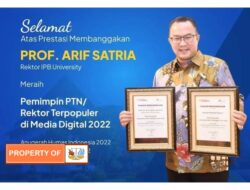 Rektor IPB University Terima Penghargaan Pemimpin Perguruan Tinggi Terpopuler di Anugerah Humas Indonesia 2022