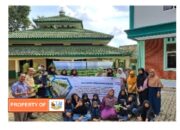 Dosen Sekolah Vokasi IPB University Beri Pelatihan Hidroponik dan Vertikultur bagi Anak-Anak Panti Asuhan Darrusholihaat