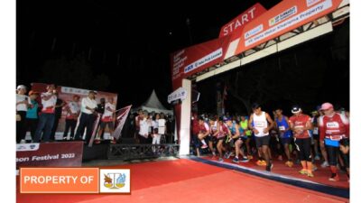 PT.Toba Pulp Lestari Bersama Pemerintah Kabupaten Toba Mensponsori Event Lari Kaldera Toba Marathon Festival 2022