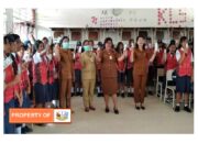 Dinas Kesehatan P2KB Berikan Vitamin C di SMPN 2 Sijamapolang