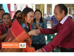 Ny. Lidia Kristina Dosmar Banjarnahor Kunjungi Desa Tertinggal di Humbahas