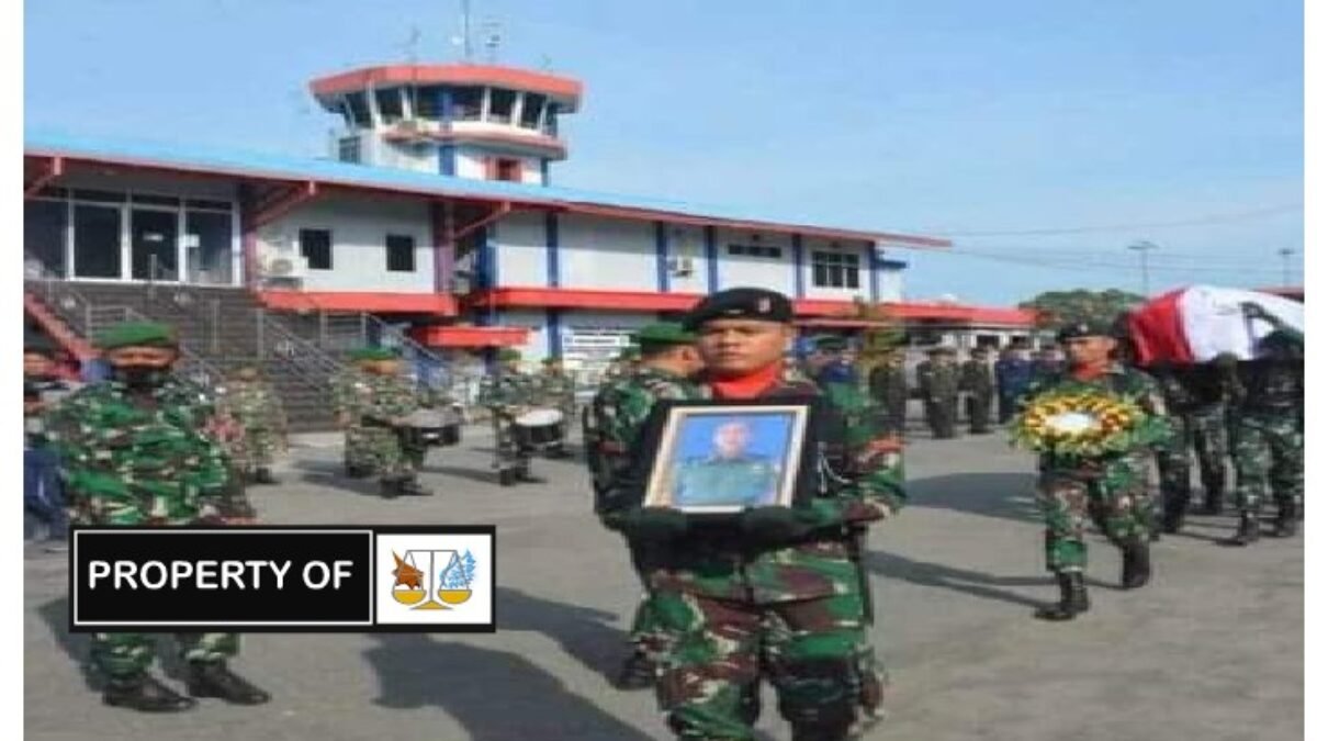 Kasrem 172/PWY Pimpin Pengantaran Jenazah Anggota Satgas Yonif 126/KC