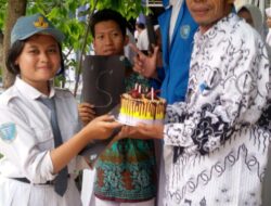 HUT PGRI, SMK 10 November Adakan Upacara, Rayakan Juara 1 Lomba Kompetensi Siswa Tingkat Kabupaten Bekasi