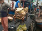 Harga liquefied petroleum gas (LPG) melambung tinggi diduga ada oknum yang bermain.