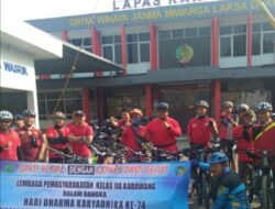 Kegiatan Bakti Sosial Kalapas ll A Karawang Di Ikuti Pak Kalapas Iskadar, KPLP Gowim Mahali Dan Pegawai Lapas Lainnya