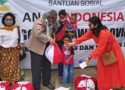 TRCPPA Bersama KOMNAS PA Bagikan Sembako Kepada Anak Buruh Terdampak Covid-19