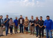 Geliat Kemah Pers Indonesia Pacu Denyut Kaldera Toba Oleh : Hence Mandagi (Ketua Umum DPP Serikat Pers Republik Indonesia)