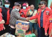 Pemuda Batak Bersatu DPC PBB Kabupaten Karawang Bersama LSM GEPARI Bantu Korban Bencana Banjir Di Wilayah Karawang