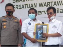 Mengenang Almarhum Haji Eka Supria Atmaja, Bupati Bekasi yang Dekat Dengan Wartawan