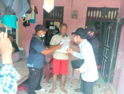 SMSI Bekasi Raya Bagikan 100 Paket Sembako dan Uang Tunai Untuk Warga Terdampak Covid-19