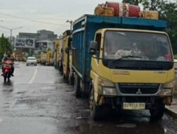 Ada Plang Peringatan, Mobil Batubara Masih Nangkring di Bahu Jalan Resahkan Warga