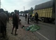 Truk Lampung Senggol Motor di Bulian, Anak Ikut Tewas DiPelukan Ibu di TKP