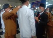 Wabup Toba Tonny Simanjuntak Lantik 42 Kepala Desa