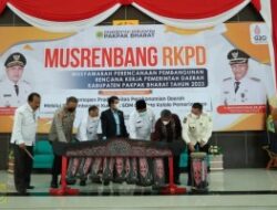 Pukul Gong Bupati Pakpak Bharat Buka Musrenbang RKPD Tahun2023