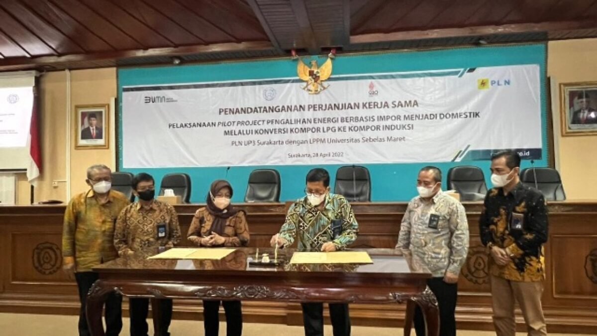 Kerjasama Antara PT PLN Dan LPPM UNS, Demikian Sambutan Rektor Jamal