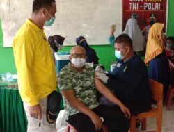 Warga Antusias Datangi Gerai Vaksin TNI-Polri di Sungai Ruan Ilir