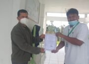 Serah Terima Pengadaan Lampu Dan Sign board oleh PT.TPL dikantor Camat Parmaksian.